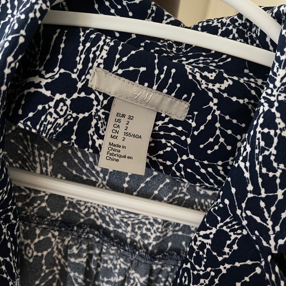 H&M jumpsuits. Just tried it, didn't wear it out - Picture 6 of 6